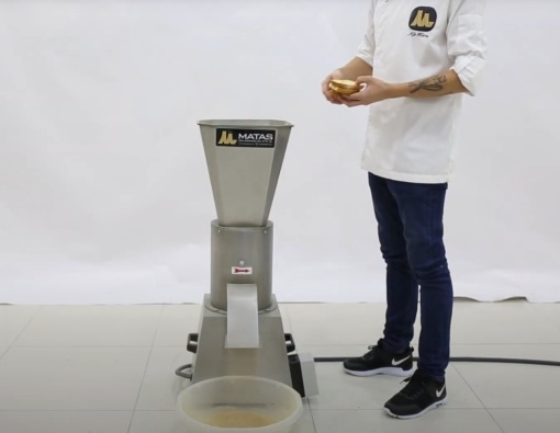 Mașină de făcut pesmet, 60 kg/oră - Img 4