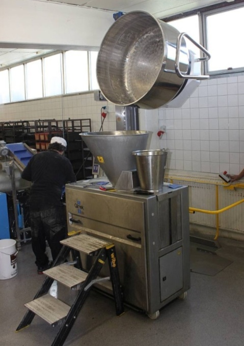 Lift ranforsat pentru cuvă malaxor Mech-Masz - Img 2