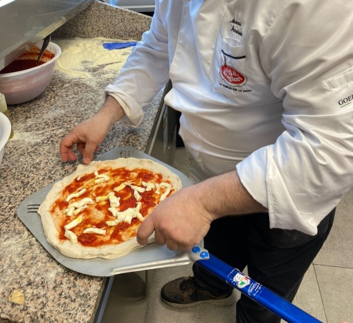 Masă frigorifică pentru pizza cu 3 uși, 6 sertare și vitrină, Samaref - Img 3