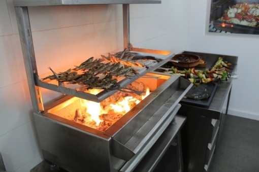 Grătar robata, shashlik sau frigărui, INOX 790x410x780 mm - Img 7