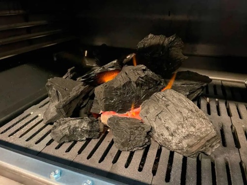 Cărbune din lemn de esență tare, cu putere calorică ridicată, Marabu palet 60 buc x 15 kg - Img 5