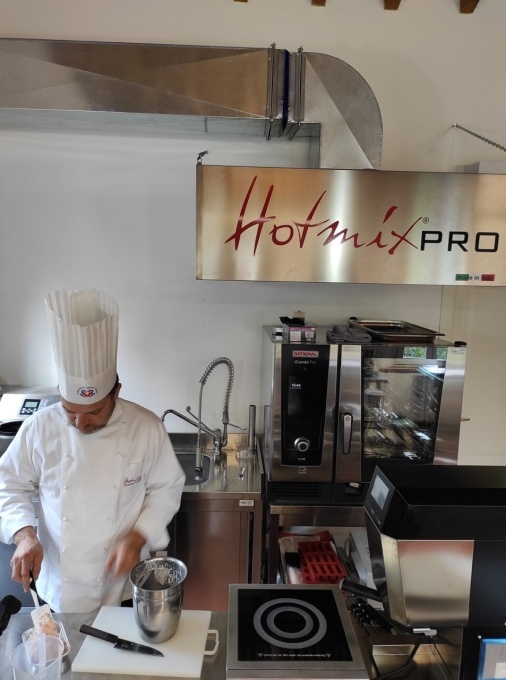 Robot multifuncțional pentru bucătărie, HotmixPRO Easy - Img 3