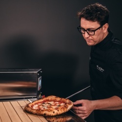 Cuptor pe gaz tip tunel cu bandă samotă, 1000 covrigi sau 120 pizza /oră, ItalForni Italia - Img 3