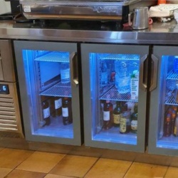Frigider de bar cu tejghea, cu 3 uși de sticlă, Infrico - Img 7