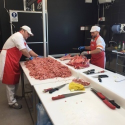 Mașină de tocat carne, frigorifică cu malaxor, 1500 kg/oră - Img 3
