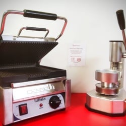 Contact grill Panini sandwich striat cu temporizator, Casselin - Img 4