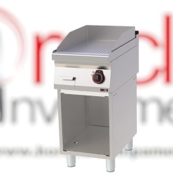 Grill electric cu placă striată, pe suport deschis
