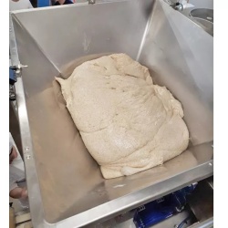 Pâlnie de alimentare până la 250 kg aluat, Mech-Masz - Img 5