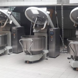 Malaxor cu spirală cu vas detașabil 500 Litri, 340 kg - Img 5