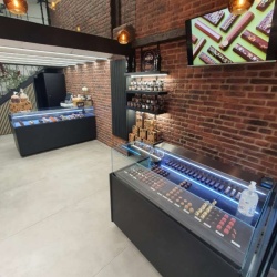 Vitrină frigorifică pentru ciocolată LYON CHOCOLATE, Infrico - Img 5
