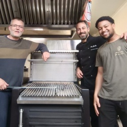 Grătar profesional Barbeque pentru Steak pe cărbuni, 800x820x930 mm - Img 12