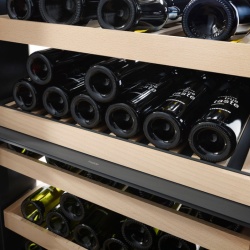 Vitrină frigorifică pentru vin, 149 sticle de 0,75 litri, Liebherr - Img 10