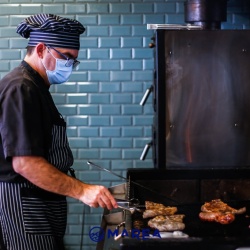 Grătar profesional Barbeque pentru Steak pe cărbuni, 1455x820x930 mm - Img 16
