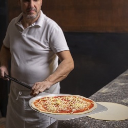 Masă frigorifică pentru pizza cu ușă, sertare și vitrină 7xGN1/4, Amitek - Img 6