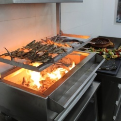 Grătar robata, shashlik sau frigărui, INOX 790x410x780 mm - Img 7