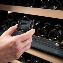 Vitrină frigorifică pentru vin, 149 sticle de 0,75 litri, Liebherr - Img 12
