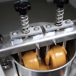 Moară tip piatră, măcinator lent pentru ciocolaterie, Mully Top 7kg - Img 5
