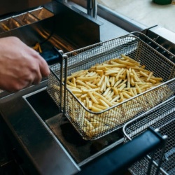 Friteuză electrică 13 L cu dulap neutru și robinet pentru scurgerea uleiului, profesională, fast-food, restaurant - Img 5