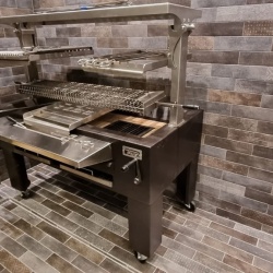 Grătar profesional Barbeque pentru Steak pe cărbuni, 1450x820x970 mm - Img 2