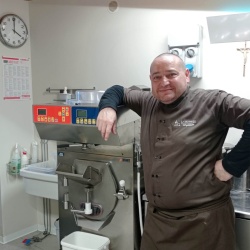 Mașină multifuncțională 3 în 1 pentru producția de înghețată, procesare creme la cald și pasteurizare RHS15/60AW - Img 8