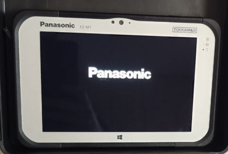 Windowsタブレット本体 Panasonic FZ-M1FQ43XVJ TOUGHPAD Tableta Panasonic FZ-M1 Toughpad Intel N2807 4GB/128GB SSD Windows