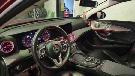 Inchiriere masini cu sofer, Mercedes E-Class, Vito, Masini Premium/Lux - Confort, Lux și Siguranta la dispozitia dvs - Img 12