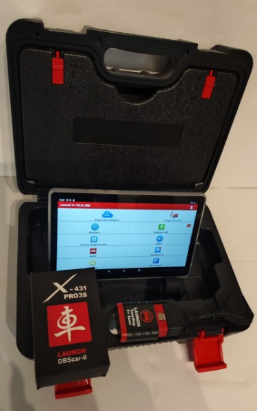 Kit Diagnoza Auto Multimarca Launch X431 Bluetooth V+ Light Tableta Octa-Core, 9" HD IPS, 3GB RAM, 32GB, Cutie Antisoc Originala Launch, Prelungitor Launch, Husa tableta, Soft profesional service auto - Img 5