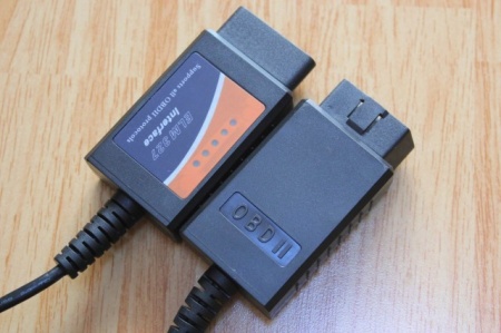 Promo - Interfata Diagnoza Universala ELM327 V1.5 (cu 25k80 chip) - Cablu OBD2 - Img 2