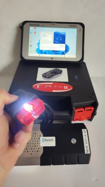 Promotie Kit Diagnoza Auto Multimarca OBD2 + TABLETA Antisoc Panasonic SSD Tester Profesional Multimarca Turisme &amp; Autoutilitare &amp; Camioane in Romana - Img 4