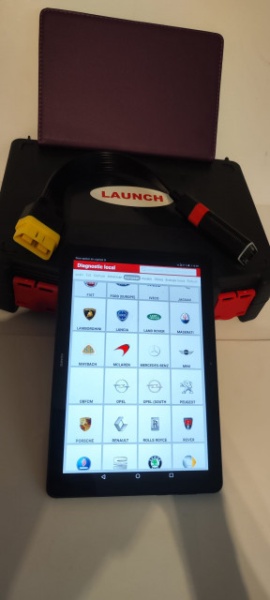 Kit Interfata auto Launch X431 Easydiag Dbscar6/DS402 + Tableta Android 10.1 inch pentru Turisme + Autoutilitare 12V, Limba Romana, OBFCM activ, CANFD, Adas, Immo, Launch Database HaynesPro - Img 6