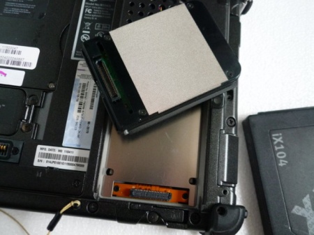 Tableta Militara Xplore iX104C5 I7 Antisoc, Antipraf, Toughbook, Touchscreen - Img 6