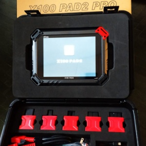 Xtool X-100 PAD2 PRO Programator universal multifuncțional: Diagnoza, Chei, Kilometrii, Programari/Adaptari - Img 2