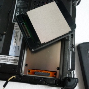 Tableta Militara Xplore iX104C5 I7 Antisoc, Antipraf, Toughbook, Touchscreen - Img 6