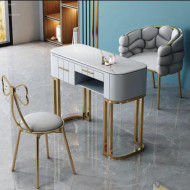 Masa manichiura si set scaune premium
