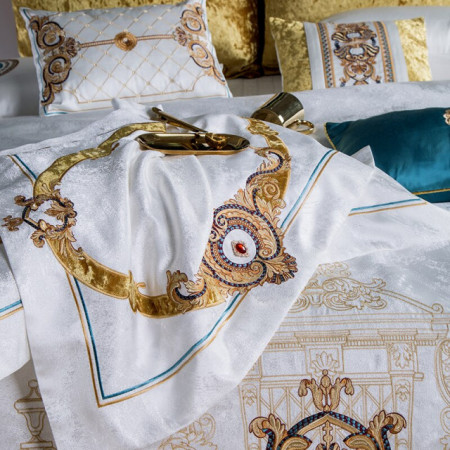 Lenjerie Luxury Exquisite Gold Royal Brodata - Img 5