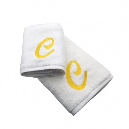 Set 2 Prosoape baie Brodate Alb cu broderie color, Model Initiala, bumbac 100% - Img 2