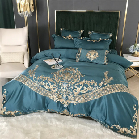 Lenjerie Luxury Exquisite Gold Royal Brodata - Img 3