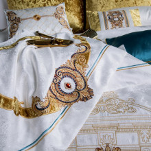 Lenjerie Luxury Exquisite Gold Royal Brodata - Img 3