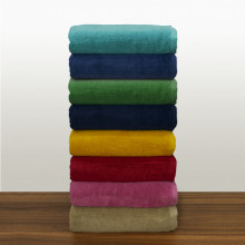 Set 2 Prosoape baie Brodate Alb cu broderie color, Model Initiala 1, bumbac 100% - Img 3
