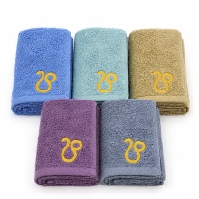 Set 5 prosoape de mâini și bucătărie cu broderie Leu 30 × 50 cm, 400 g/m²