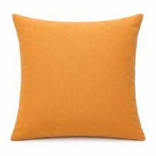Pernă decorativă 45 × 45 cm cu perna TNT si fata inclusă, material blackout – Portocaliu