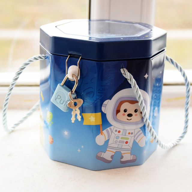 Pusculita metalica Pufo Little Astronaut cu lacat si cheita, 12 cm, albastru - 2 | YEO