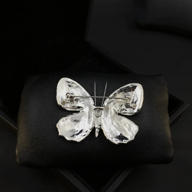 Brosa dama eleganta in forma de fluture cu pietricele colorate, Royal butterfly, rosu - 1 | YEO