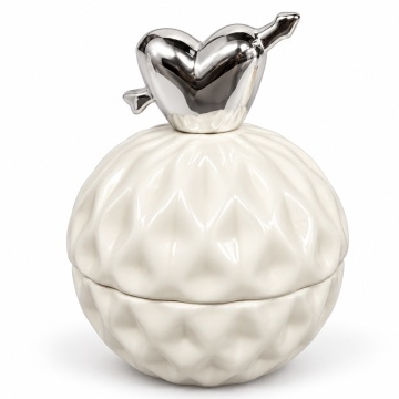 Bomboniera decorativa Pufo Love din ceramica cu capac, cutie pentru bijuterii, bomboane si accesorii, design elegant, 10.5 cm