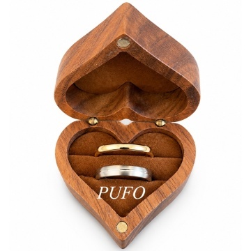 Cutie din lemn in forma de inima Pufo Heart pentru inel de logodna, verighete sau bijuterii, maro