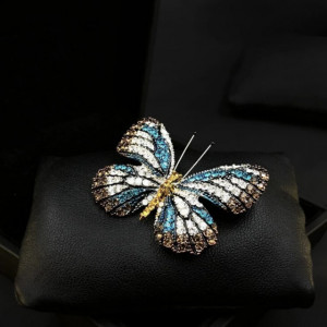 brosa fluture 