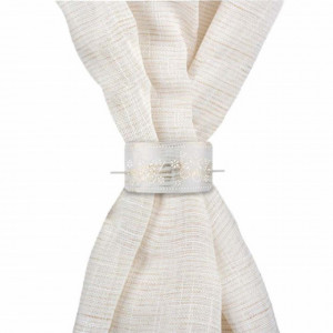 accesoriu elegant pentru perdea 