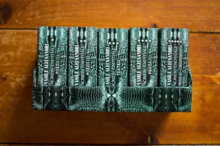 Vasile Alecsandri - Scrieri esentiale (5 vol. in caseta speciala, format liliput, hardcover) - Img 2