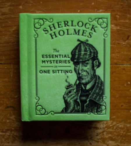 Sherlock Holmes: The essential mysteries in one sitting (editie hardcover, format liliput)