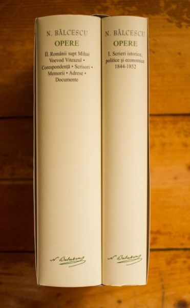 Nicolae Balcescu - Opere I-II (I. Scrieri istorice, politice si economice 1844-1852. II. Romanii supt Mihai Voevod Viteazul. Corespondenta. Scrisori. Memorii. Adrese. Documente) (2 vol., editie hardcover) - Img 2